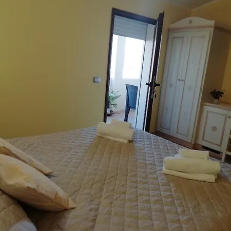 Sardinia For أوريستانو